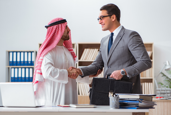 How to Get a Job in Dubai - Complete Guide